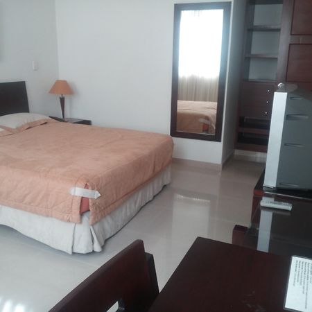 Hotel Cuarta Avenida Cali Extérieur photo
