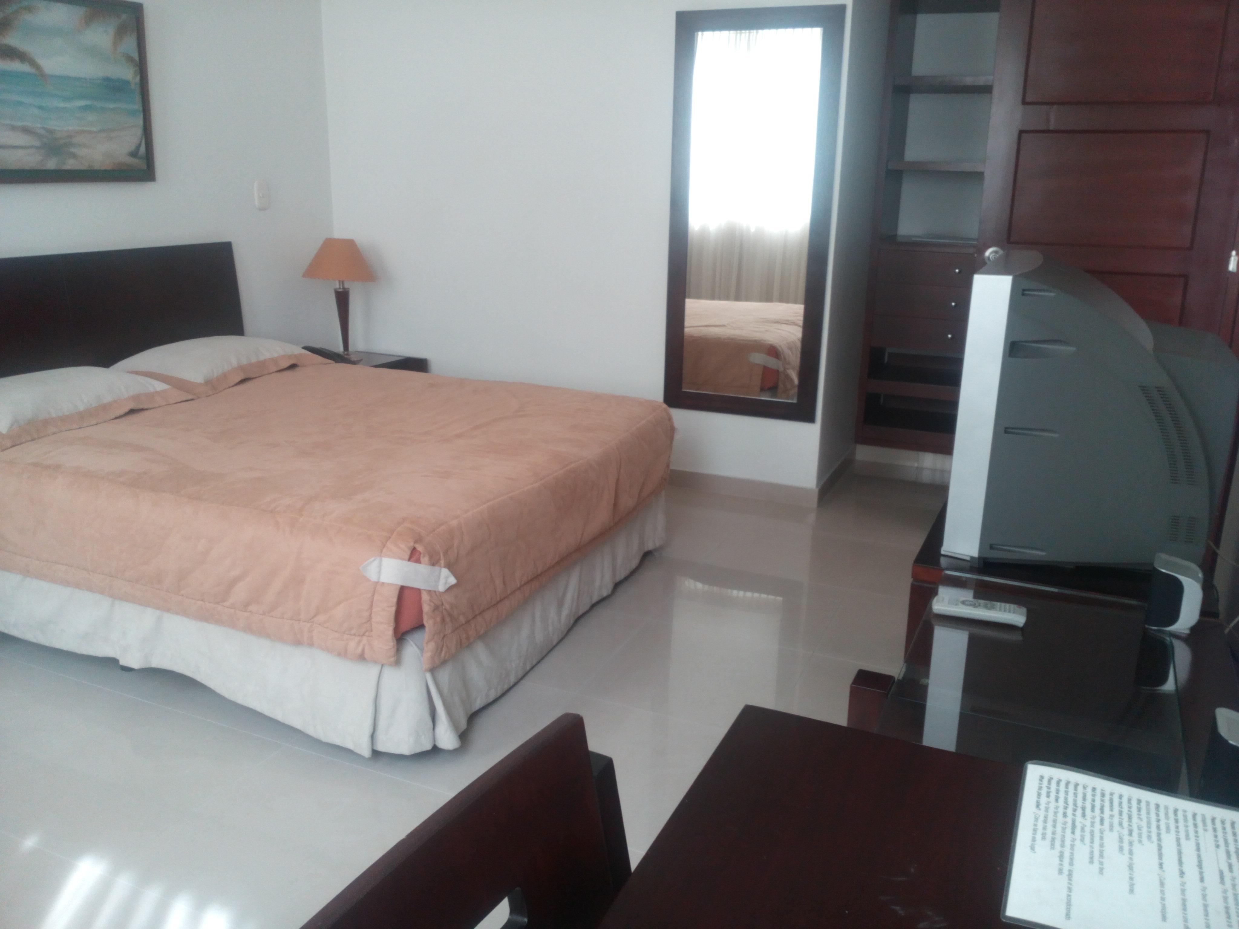 Hotel Cuarta Avenida Cali Extérieur photo