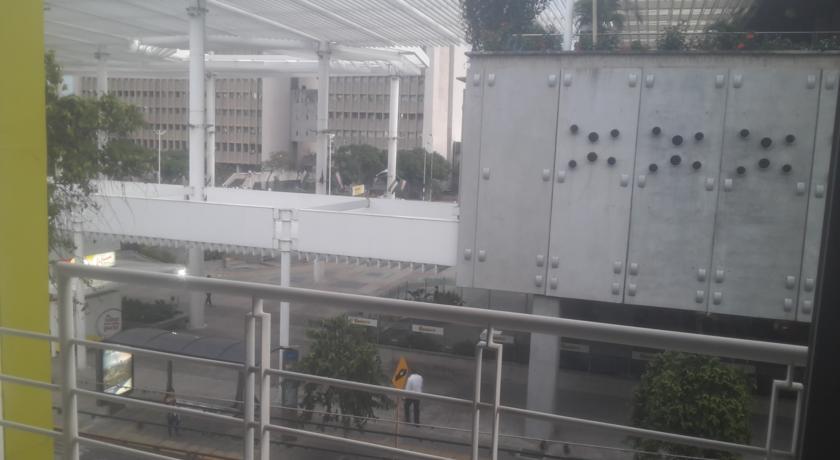 Hotel Cuarta Avenida Cali Extérieur photo