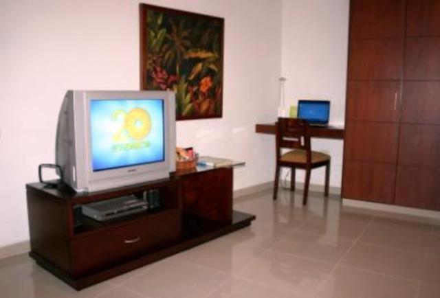 Hotel Cuarta Avenida Cali Extérieur photo