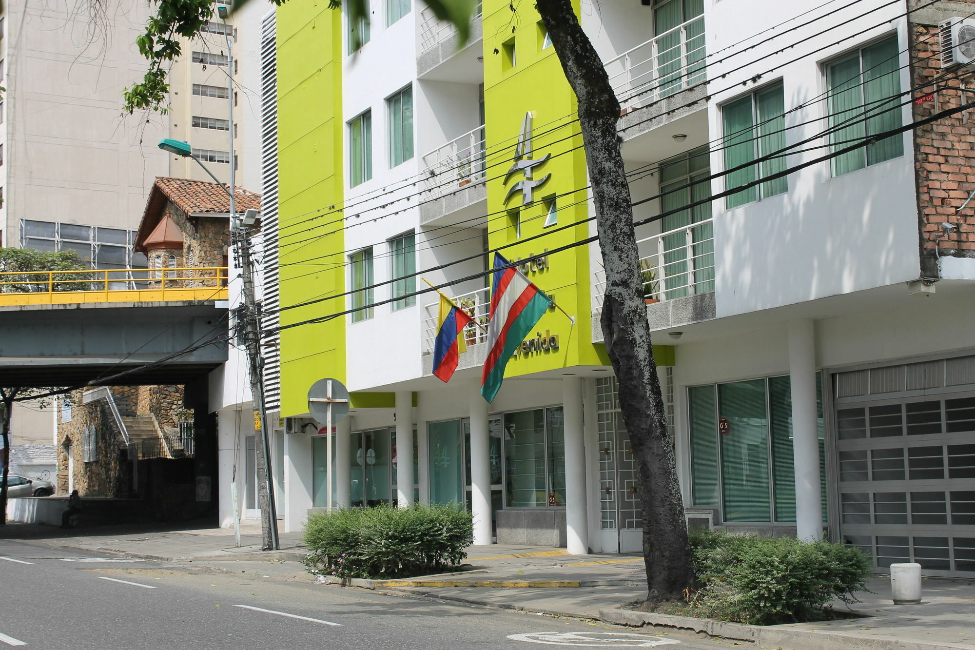 Hotel Cuarta Avenida Cali Extérieur photo